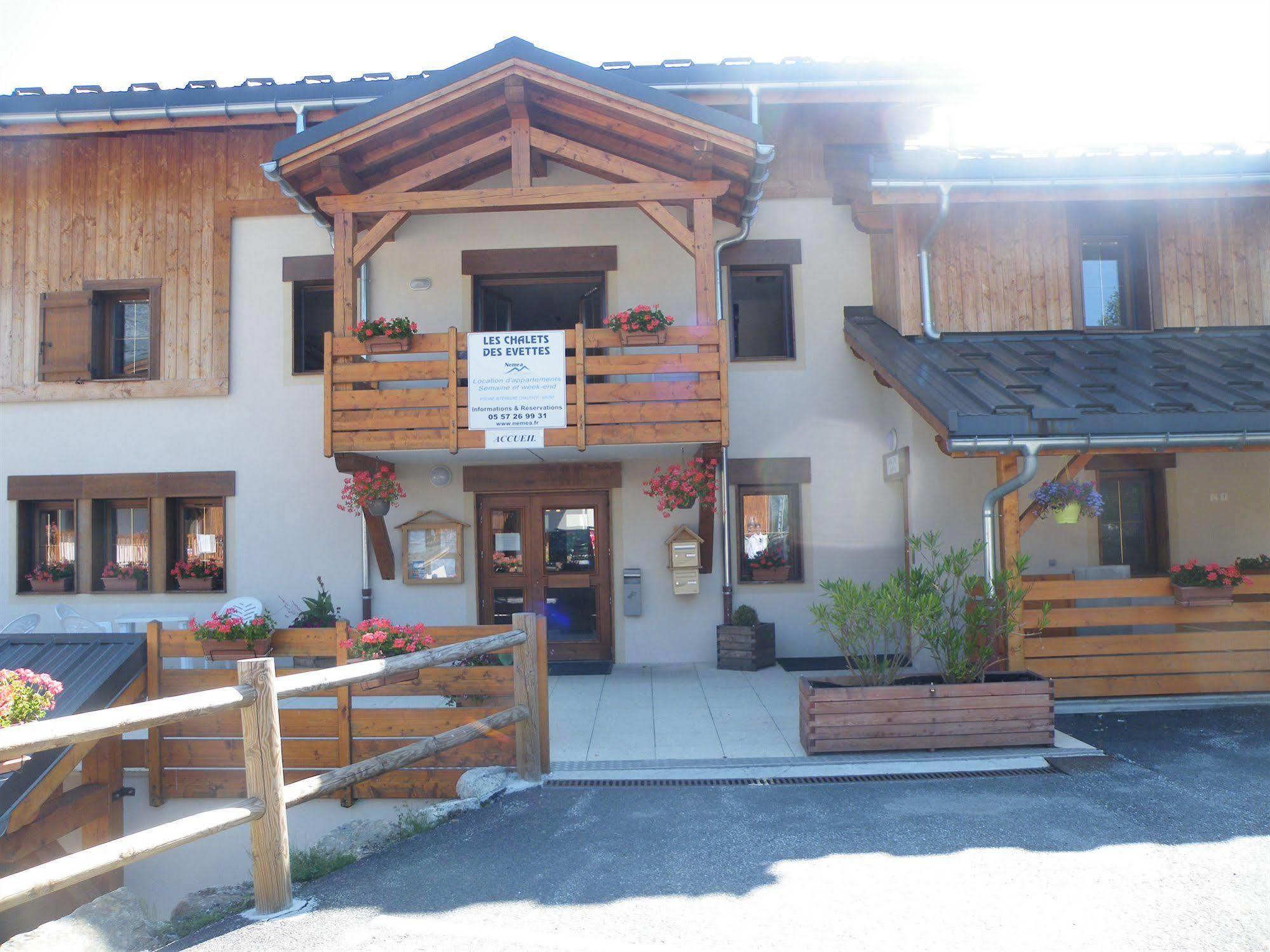 Residence Nemea Les Chalets Des Evettes Флюме Экстерьер фото